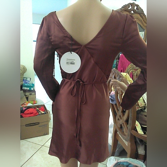BNWT Princess Polly Brown Sheath Dress W/;Plunge Neckline & Bishop Sleeves SZ. 2 - Picture 5 of 11